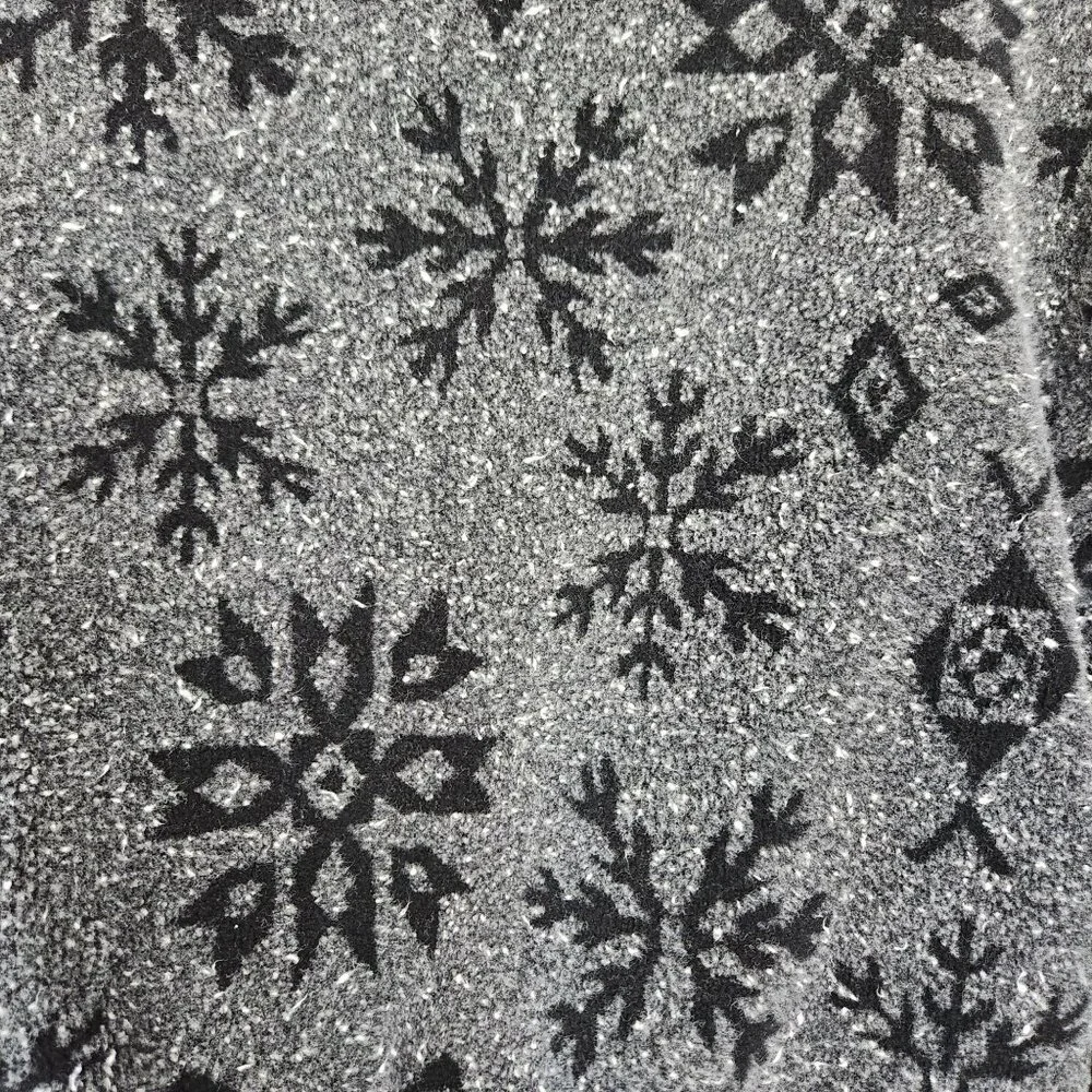 Vintage Tsunami Black Gray Snowflake And Aztec Motif Full Zip Fleece Jacket, Med